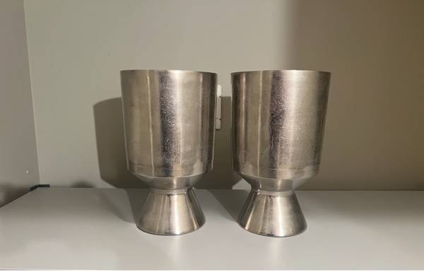 Two silver accent/decor pieces 1