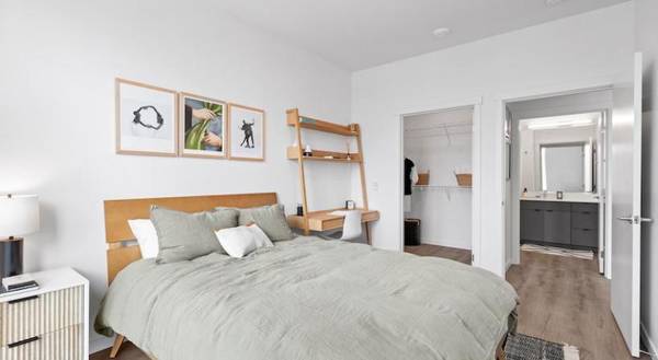 $4,051 / 2br - 1194ft2 - Must-See 2 BR/2 BA with Spa-Inspired Baths, Quartz Countertops (Redmond)63884892821505124