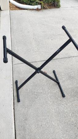 ON STAGE Keyboard stand 1