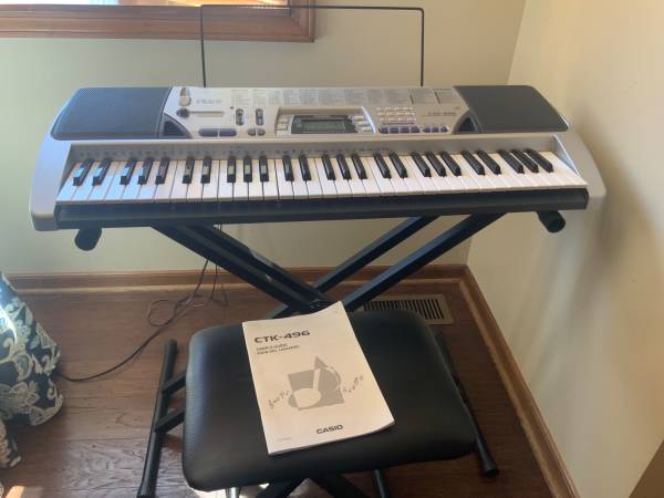 Casio Keyboard w/stand and bench 1