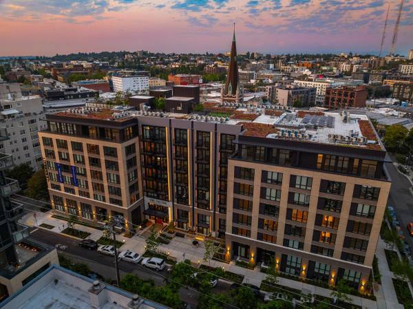 $2,373 / 1br - 618ft2 - A/C, See our photos, Conference and meeting rooms (Capitol Hill, First Hill, Seattle)63808059401731124