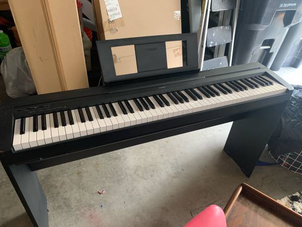 Yamaha P45b 88key with stand and stool. 1