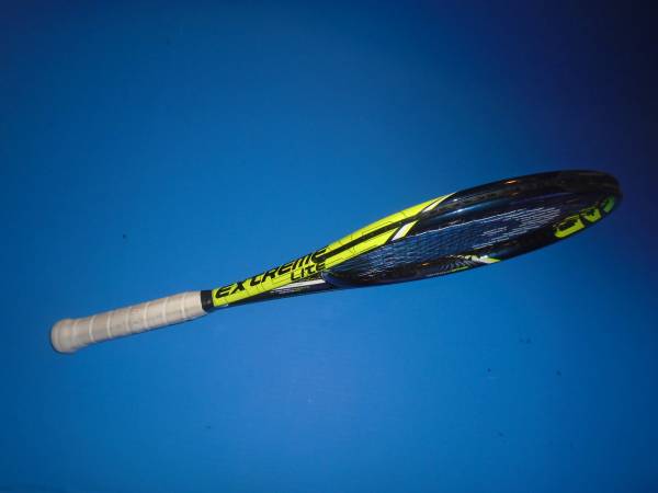 Head Graphene Extreme Lite Tennis Racquet / Racket - 4 1/2 - $65 (BELLEVUE)63444075023873124