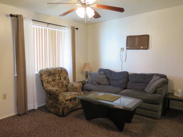 $925 / 2br - 720ft2 - Available Now! 2 Bed/1 Bath! Quiet Single-Level Apartment! (Mountain Home)63981532165251124