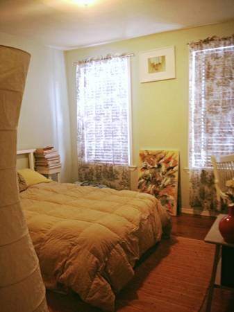 $1,480 / 2br - 830ft2 - Fishtown 2 Fl House - Hrdwd Fls, Patio, Storage, Great block, W/D, A/C (Fishtown)64046034956291123
