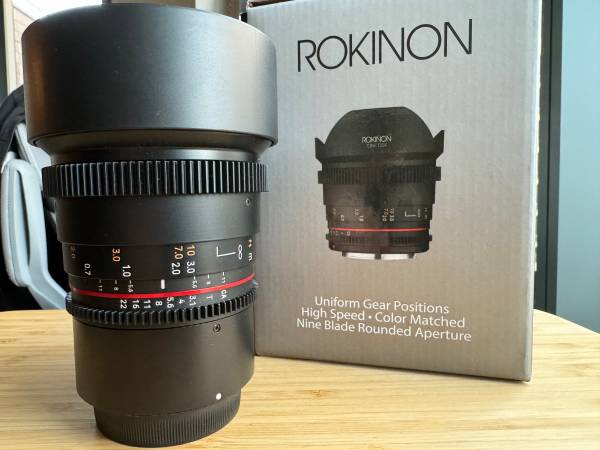 14mm Rokinon Cine Lens for Canon RF Mount - $275 (downtown / civic / van ness)63443347368321122