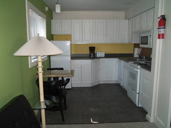$200 / 600ft2 - 3 Puertas a IMU, Mejor ubicación en IU, ¡Camina a todas partes! (Bloomington)63935966195970122