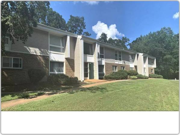$1,307 / 2br - 723ft2 - Where Every Day Feels Special: Claim Your Spot! (Chester)64027112894849122