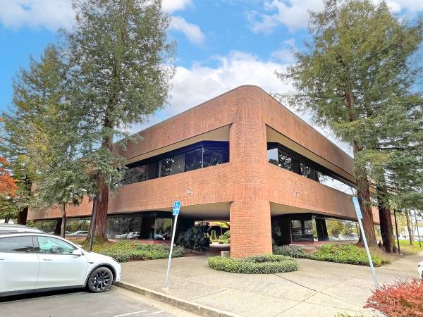 Park Plaza Professional Office Space for Lease 1