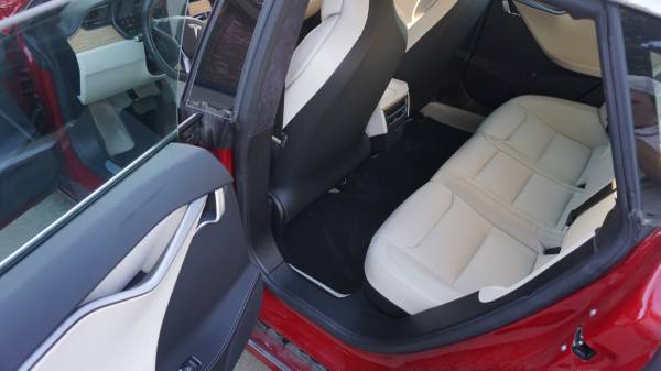 2019 Tesla Model S Long Range low miles - $30,90063619264996099124