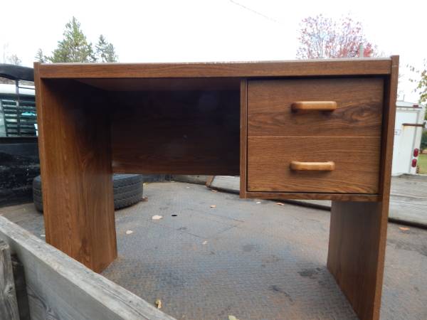 Small computer/ work desk with storage door/  Free 1