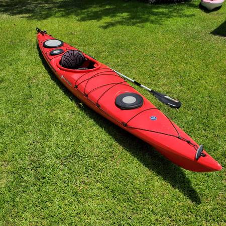 Wilderness Systems Tsunami 140 Kayak con timón - $525 (Lecanto)63438493147139121