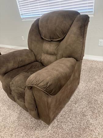 Reclining chair 1