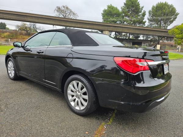 2014 CHRYSLER 200 2DR CONVERTIBLE W/77K ORIG MILES. SMOGD / CLN TITLE 1