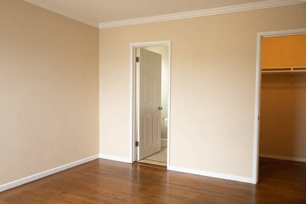 $1,200 / 1br - Private Room for Rent w/ Own 1/2 Bathroom - SFSU Westlake Daly City (daly city)63880134344961122