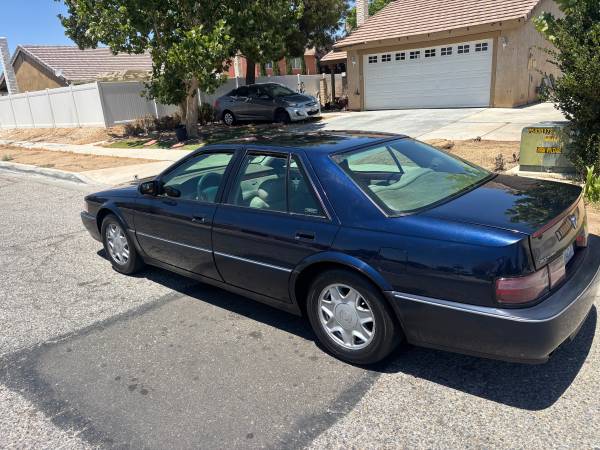 1995 Cadillac Seville STS V8 Classic - $3,500 (Victorville)63618277401985124