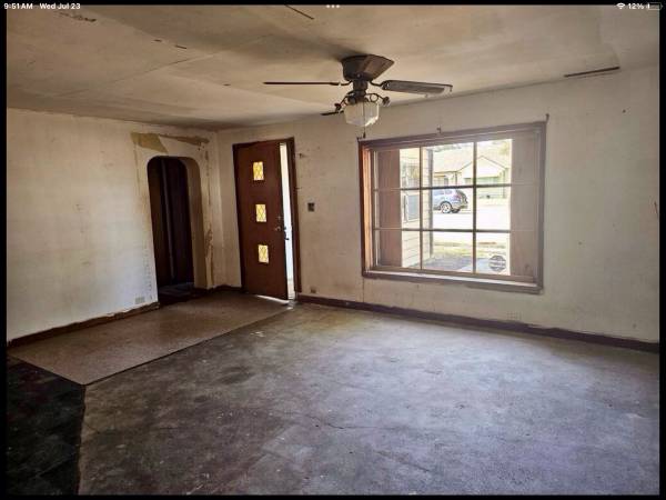 $33,000 / 3br - 1700ft2 - Flip property for sale , 5 bedroom 2 bath. (South West Kansas)63789844490371120