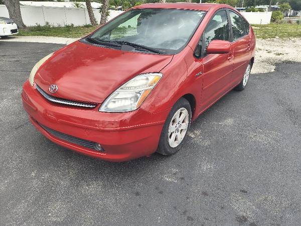 2009 Toyota Prius de 4 puertas, tipo liftback - $4,500 (38795 us19 norte, tarpon springs, fl 34689)63443086103683121
