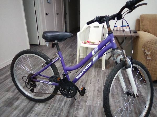 18 speed bike.  Great Condition. 1