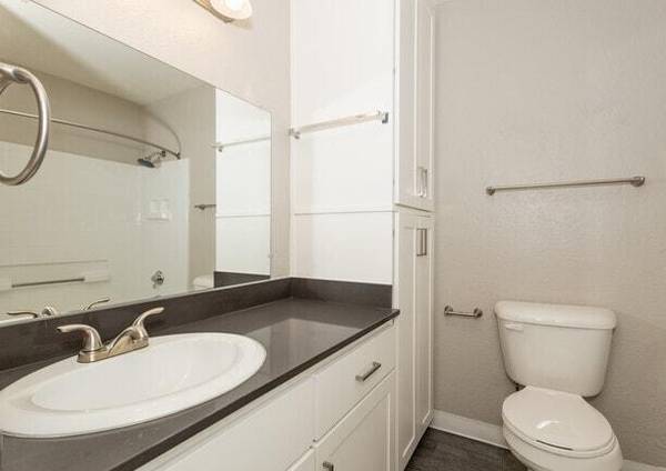 $1,699 / 1br - 640ft2 - Washer and Dryer*, Covered Outdoor Assigned Parking (Rocklin)63900440125570122