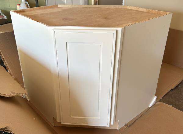 New KraftMaid Plywood Heavy Duty Lazy Susan 1