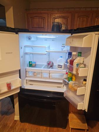 Refrigerator 1