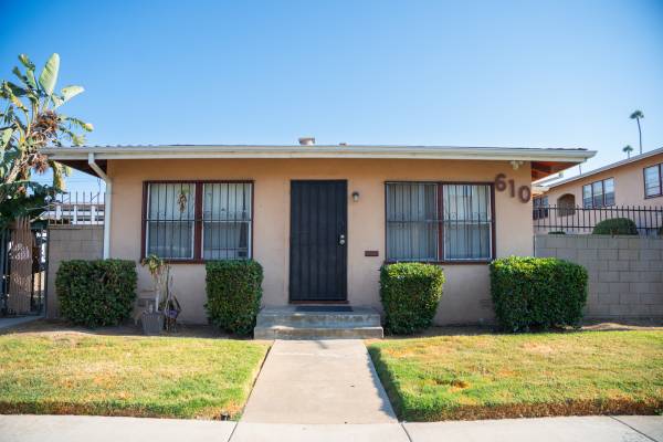 very nice  1 bedroom 1 bath 1