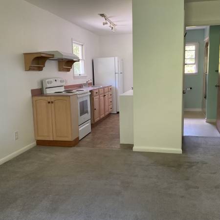 $850 / 1br - 550ft2 - Apartment in Fairview (Fairview)64029374344706120