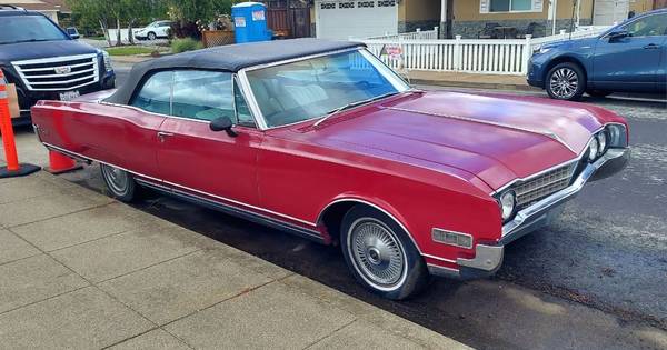 1965 Oldsmobile 98 1