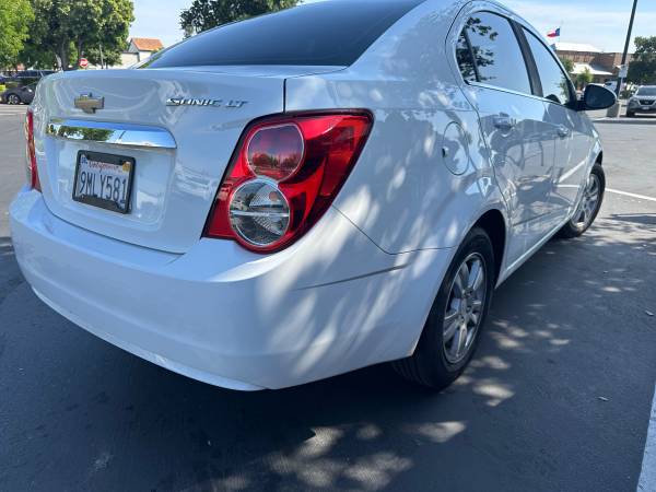 Chevy sonic 2016 very nice - $5,300 (Turlock)63470782293251121