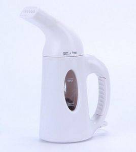 COMPLETE HOME   Handheld Garment Steamer 1