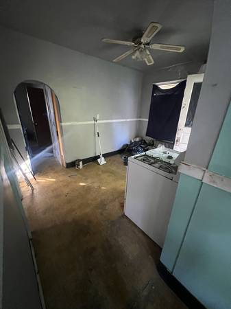$100,000 / 6br - 2600ft2 - ¡Dos Casas por el Precio de Una! ¡Un Solo Título! ¡La Bella y la Bestia! (Ashland)63655057411713124