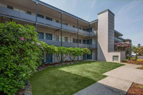 $1,399 / 1br - 420ft2 - 1 BR/1 BA that'll make your pet's tail wag! Pet-loving community. (Tacoma)63688278048643121