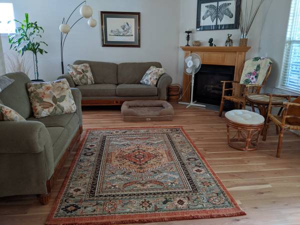 $1,350 / 2br - Two or One ($950) Unfurnished Room(s) and Private Bath (santa rosa)63933766468739121