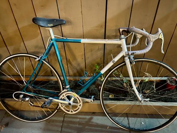Specialized allez road bike 1