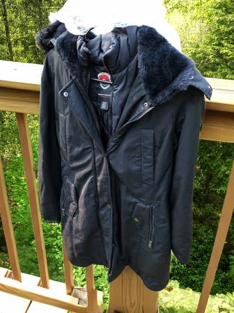 Lightly Worn 1 Madison Expedition Parka for Women 1