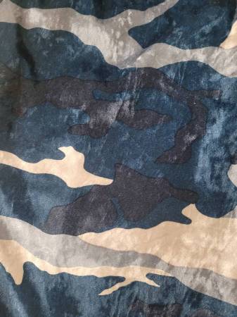 Women's Camo Pants (size 4-6) 1