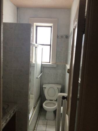 $4,500 / 3br - UBICADO EN UN VIBRANTE BARRIO DE ASTORIA, NYC (ASTORIA, NY)63870971462401122