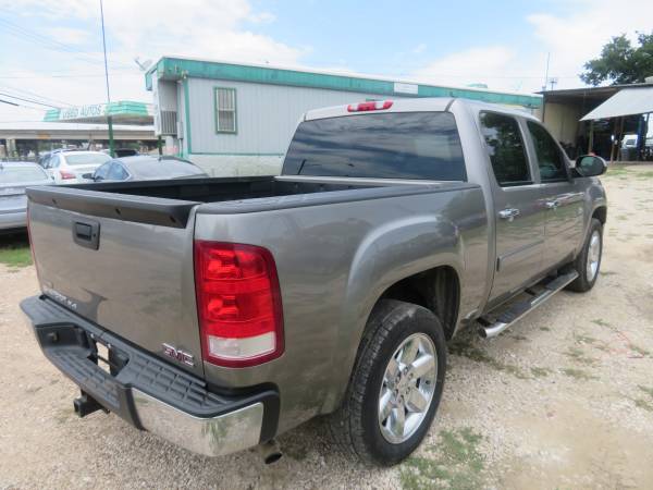 2012 Gmc Sierra P/U - $3,000 (down 6825 e. hwy 290)63613017627523123