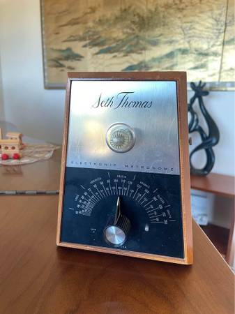 Vintage Seth Thomas Electronic Metronome 1