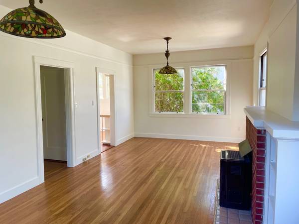 $2,500 / 1br - 1000ft2 - Rare Spacious One Bedroom in Residential Trendy Temescal (oakland north / temescal)63806889359619121