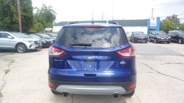 2013 Ford Escape SE AWD SE 4dr SUV - $6,900 (upper marlboro,md)63616364023811124