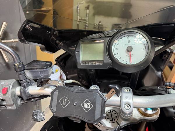 Ducati 1
