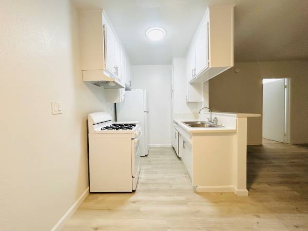 $710 / 2br - 9270 SW 93rd Ave, Miami, FL (Miami)63983675126914122