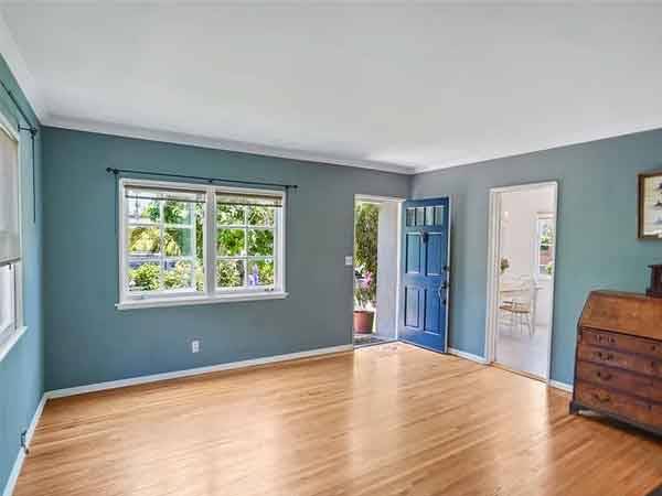 $2,000 / 3br - ❂💕Encantadora casa de 3 DORMITORIOS con patio delantero ❂💕 (12125 Herbert St, Los Angeles, CA)63700939107715122