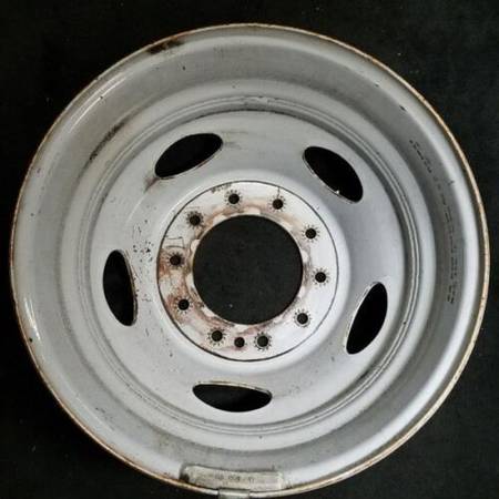10 lug 19.5 wheels 1