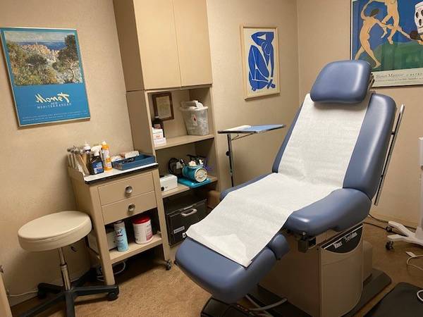 $1,500 / 950ft2 - Medical Office Space Available (Midtown East)63854385797123123