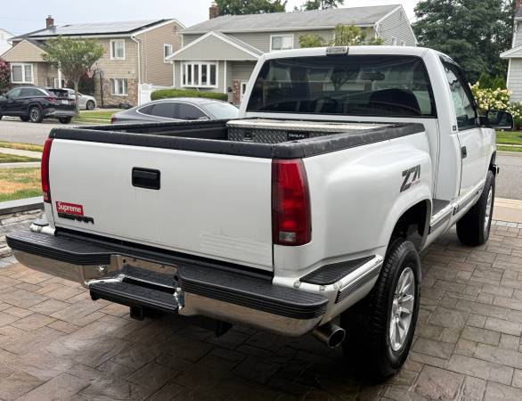 1992 GMC 1500 Cabina Regular con estribos laterales - $5.500 (Oceanside, NY)63470771725827123