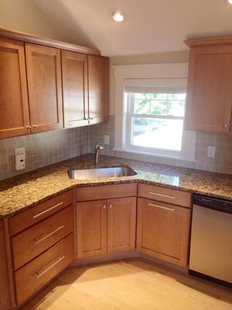 $2,975 / 3br - The finest 3BR/2BA apartment in Wakefield? You decide... (Wakefield Upper Common)63996692832259121