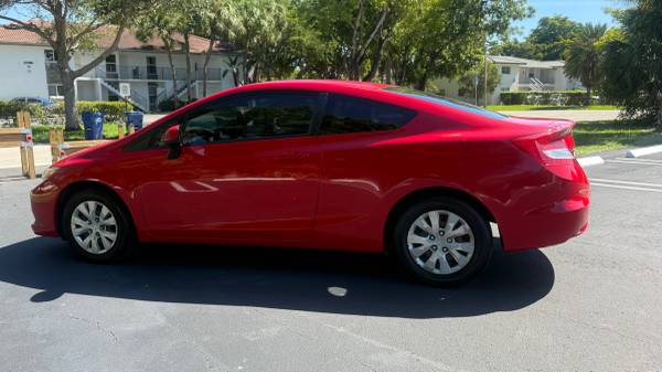 2012 HONDA CIVIC LX COUPE AUTOMATIC - $5,900 (Coral Springs)63470425901443123